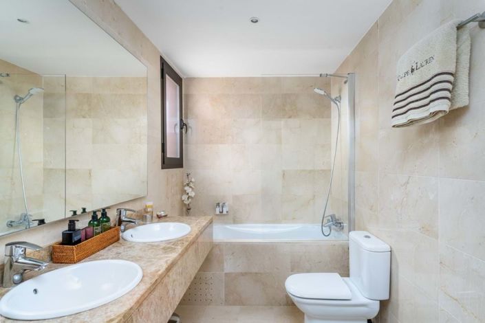 Image No.17-2 Bed Apartment for sale