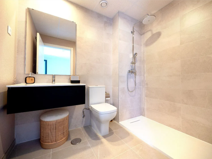 Image No.17-3 Bed Villa for sale