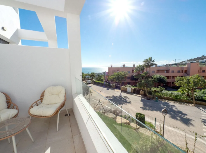 Image No.2-3 Bed Villa for sale