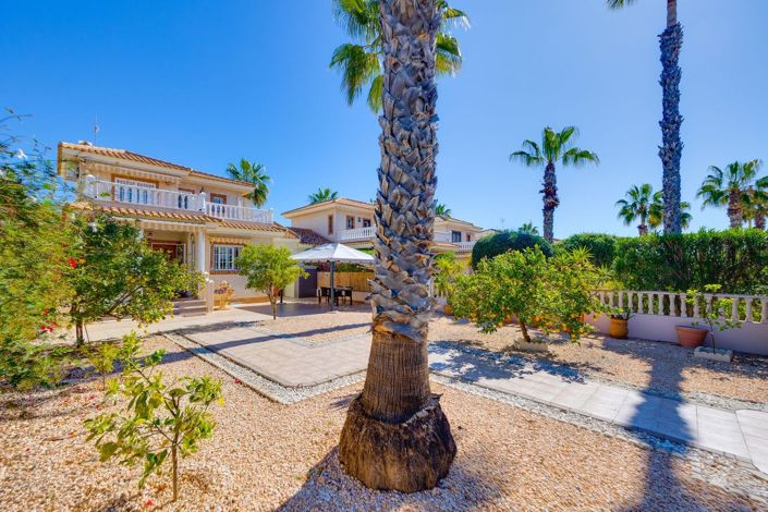 Image No.4-Villa de 3 chambres à vendre à Orihuela Costa