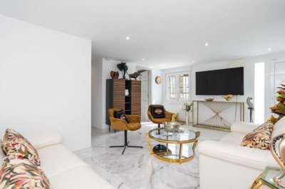 1447-623824-78d1f4f8b6655591b02d22fabb36a692d