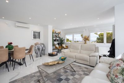 1447-623824-78d1f4f8b6655591b02d22fabb36a692d