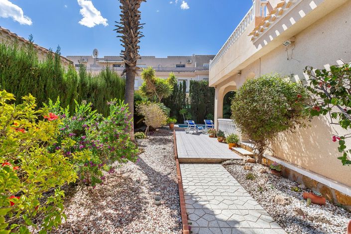 Image No.27-3 Bed Villa for sale