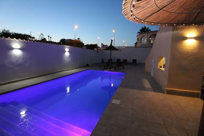 Image No.30-Villa de 5 chambres à vendre à Villamartin