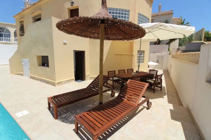 Image No.4-Villa de 5 chambres à vendre à Villamartin