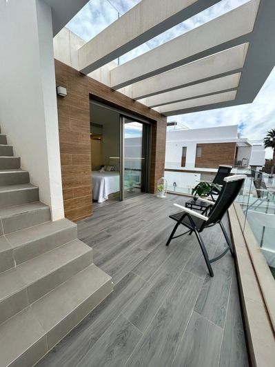 Image No.25-3 Bed Villa for sale