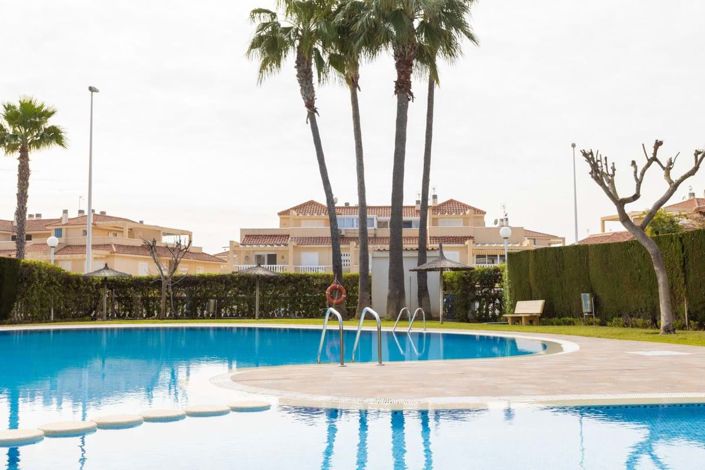 Image No.34-3 Bed Townhouse for sale