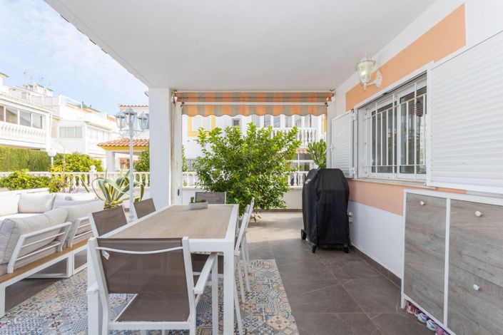 Image No.5-3 Bed Townhouse for sale