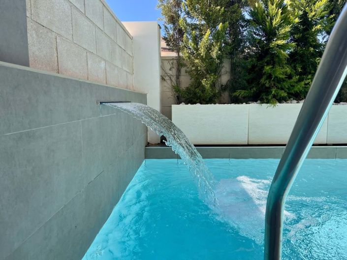 Image No.19-3 Bed Townhouse for sale