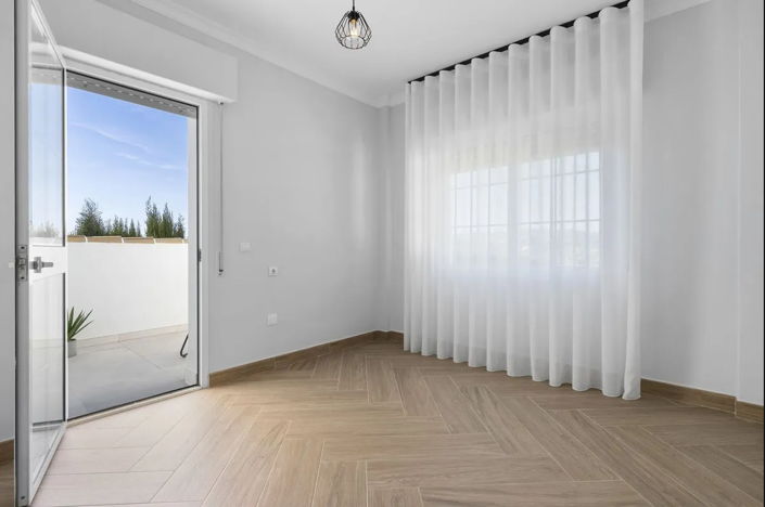 Image No.20-4 Bed Villa for sale