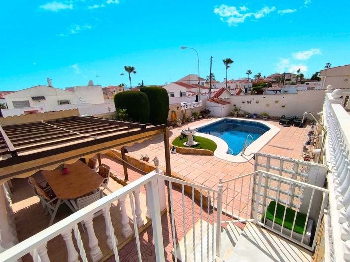 Image No.3-Villa de 3 chambres à vendre à Ciudad Quesada