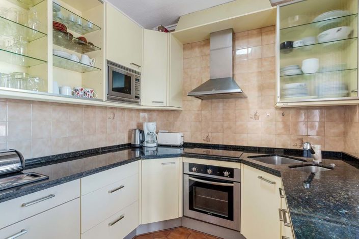 Image No.12-3 Bed Villa for sale