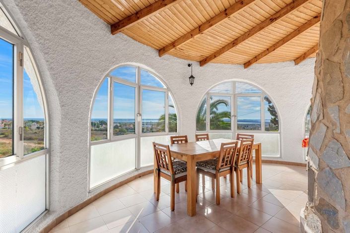 Image No.5-3 Bed Villa for sale