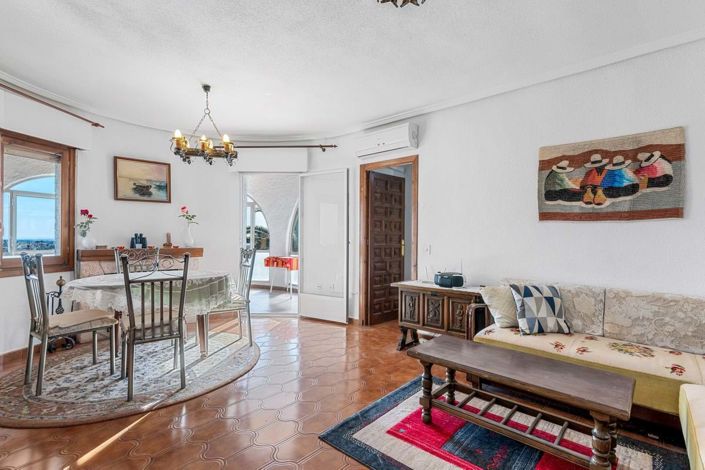 Image No.8-3 Bed Villa for sale