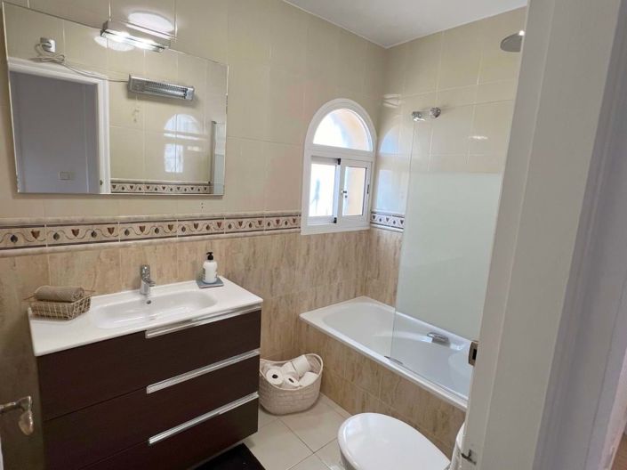 Image No.9-Villa de 3 chambres à vendre à Villamartin