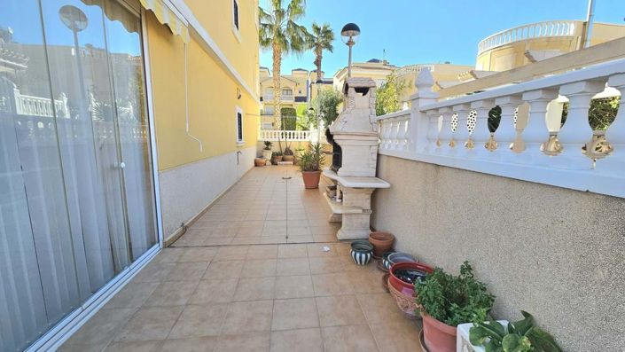 Image No.16-Appartement de 2 chambres à vendre à Orihuela Costa