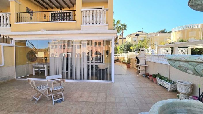 Image No.2-Appartement de 2 chambres à vendre à Orihuela Costa