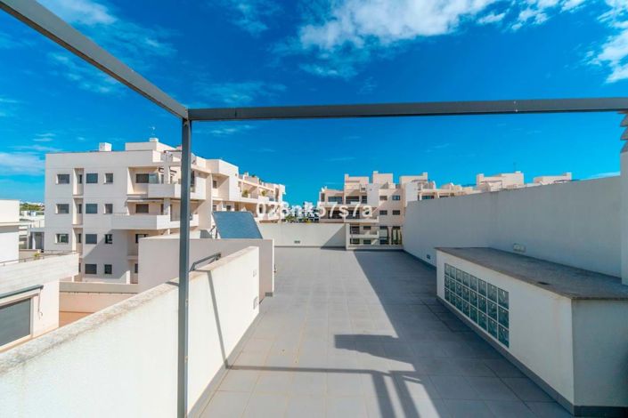 Image No.23-3 Bed Villa for sale