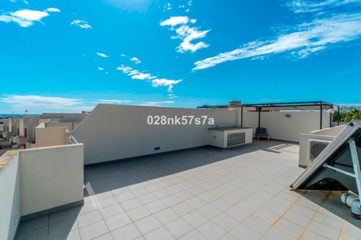 Image No.28-3 Bed Villa for sale