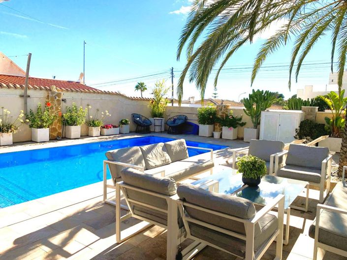 Image No.50-Villa de 5 chambres à vendre à Ciudad Quesada