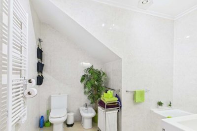 1447-625876-78d1f4f8b6655591b02d22fabb36a692d