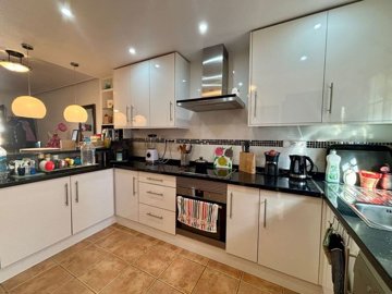 1447-607439-78d1f4f8b6655591b02d22fabb36a692d