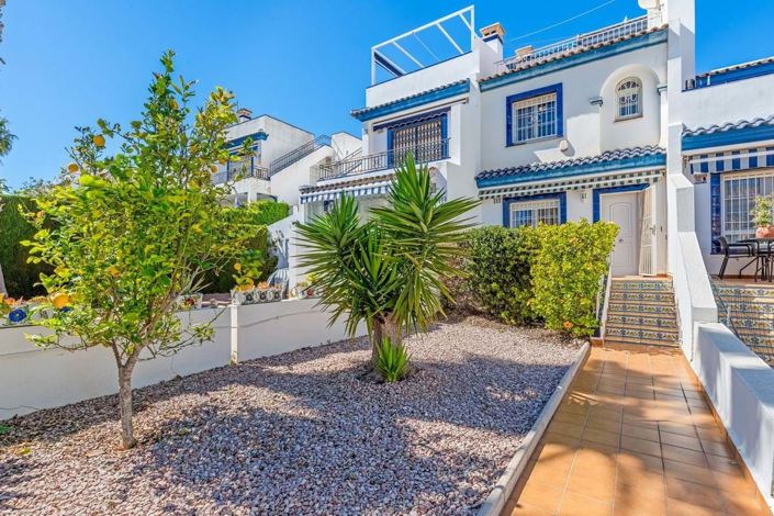 Image No.2-Maison de ville de 2 chambres à vendre à Orihuela Costa