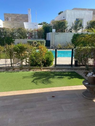 Image No.3-Villa de 3 chambres à vendre à La Finca