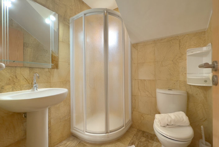 Image No.15-3 Bed Villa for sale