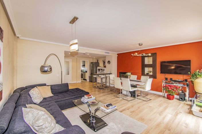 Image No.6-Maison de ville de 5 chambres à vendre à Estepona