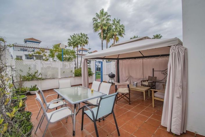 Image No.8-Maison de ville de 5 chambres à vendre à Estepona