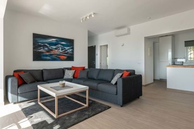 1447-284529-78d1f4f8b6655591b02d22fabb36a692d