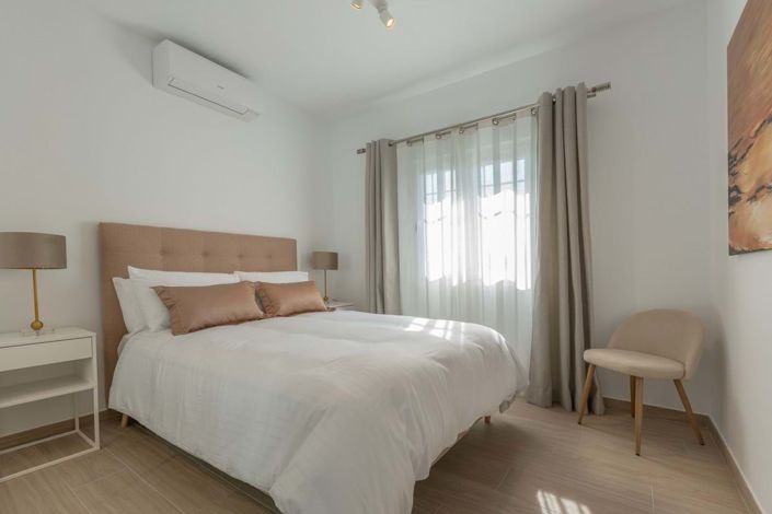 Image No.18-4 Bed Villa for sale