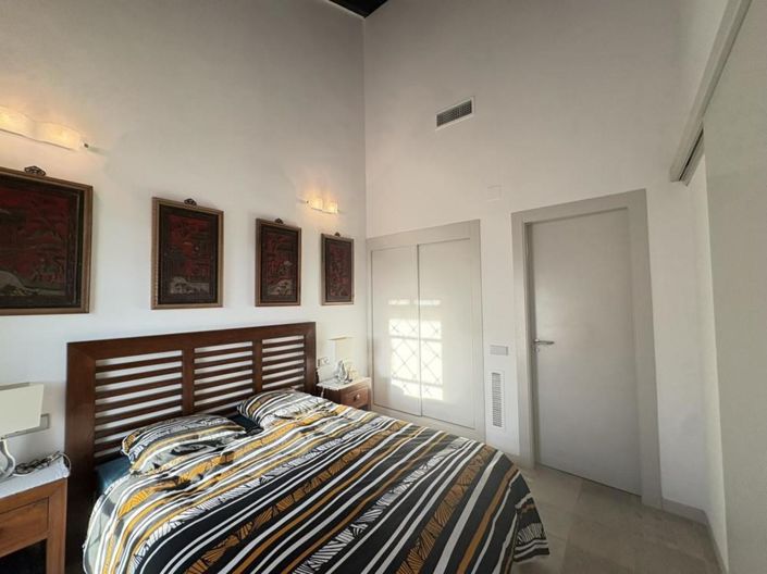 Image No.32-2 Bed Villa for sale