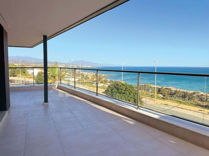 Image No.3-3 Bed Apartment for sale