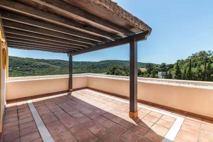 Image No.22-4 Bed Semi-Detached for sale