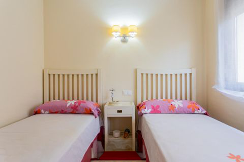 Image No.27-3 Bed Apartment for sale