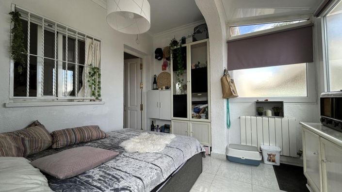 Image No.15-2 Bed Townhouse for sale