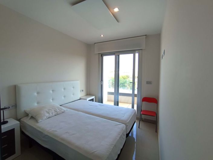 Image No.9-3 Bed Villa for sale