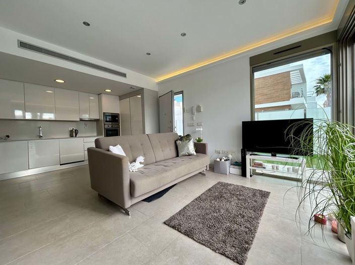 Image No.8-Villa de 3 chambres à vendre à Villamartin