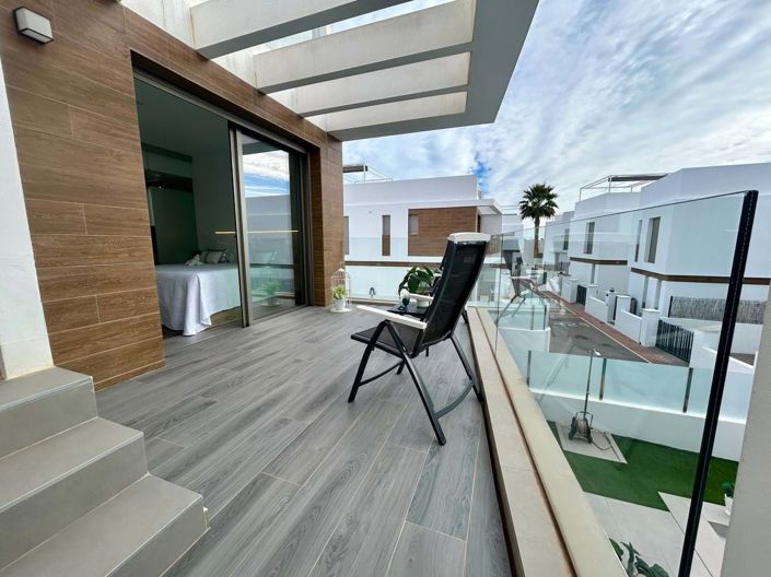 Image No.9-Villa de 3 chambres à vendre à Villamartin