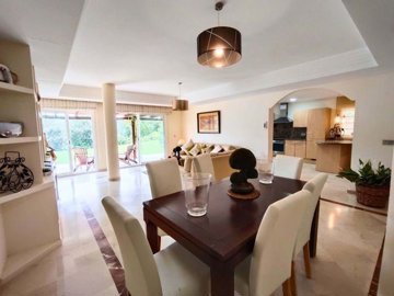 1447-629489-78d1f4f8b6655591b02d22fabb36a692d