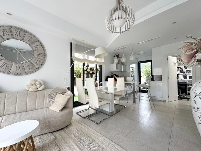 Image No.7-Villa de 3 chambres à vendre à Villamartin