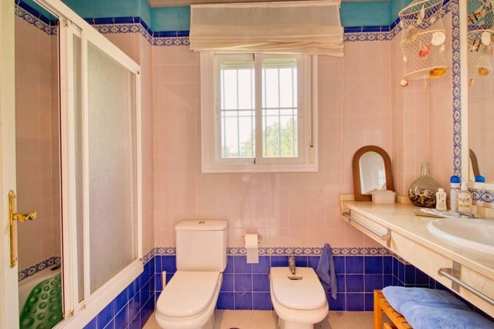 Image No.24-3 Bed Apartment for sale