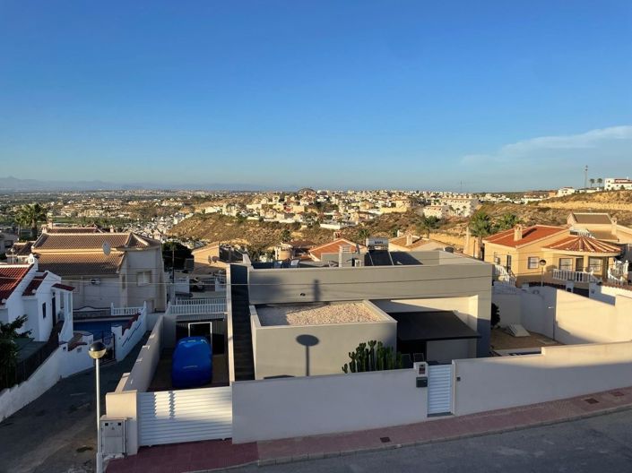 Image No.23-2 Bed Villa for sale