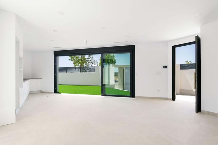 Image No.7-Jumelé de 2 chambres à vendre à Benijofar