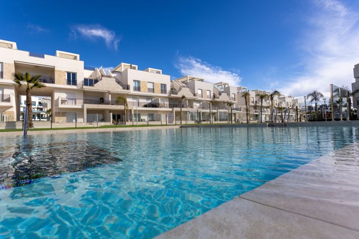 Image No.18-2 Bed Apartment for sale