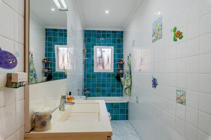 Image No.14-4 Bed Villa for sale