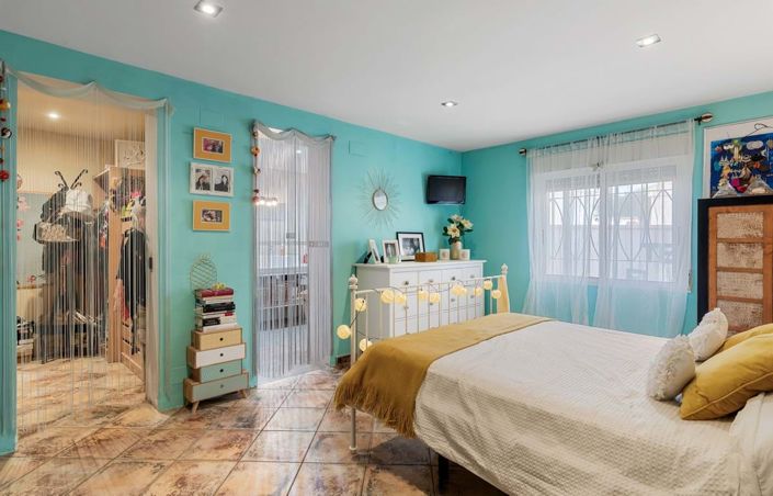 Image No.17-4 Bed Villa for sale