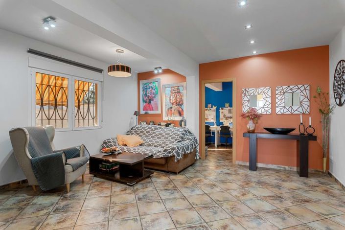 Image No.6-4 Bed Villa for sale